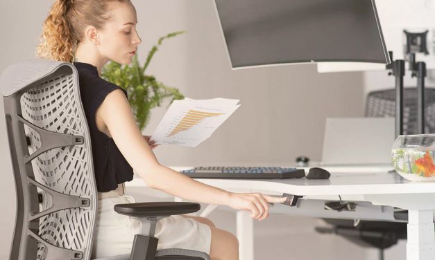 Quels sont les bienfaits et les avantages d’un bureau assis-debout